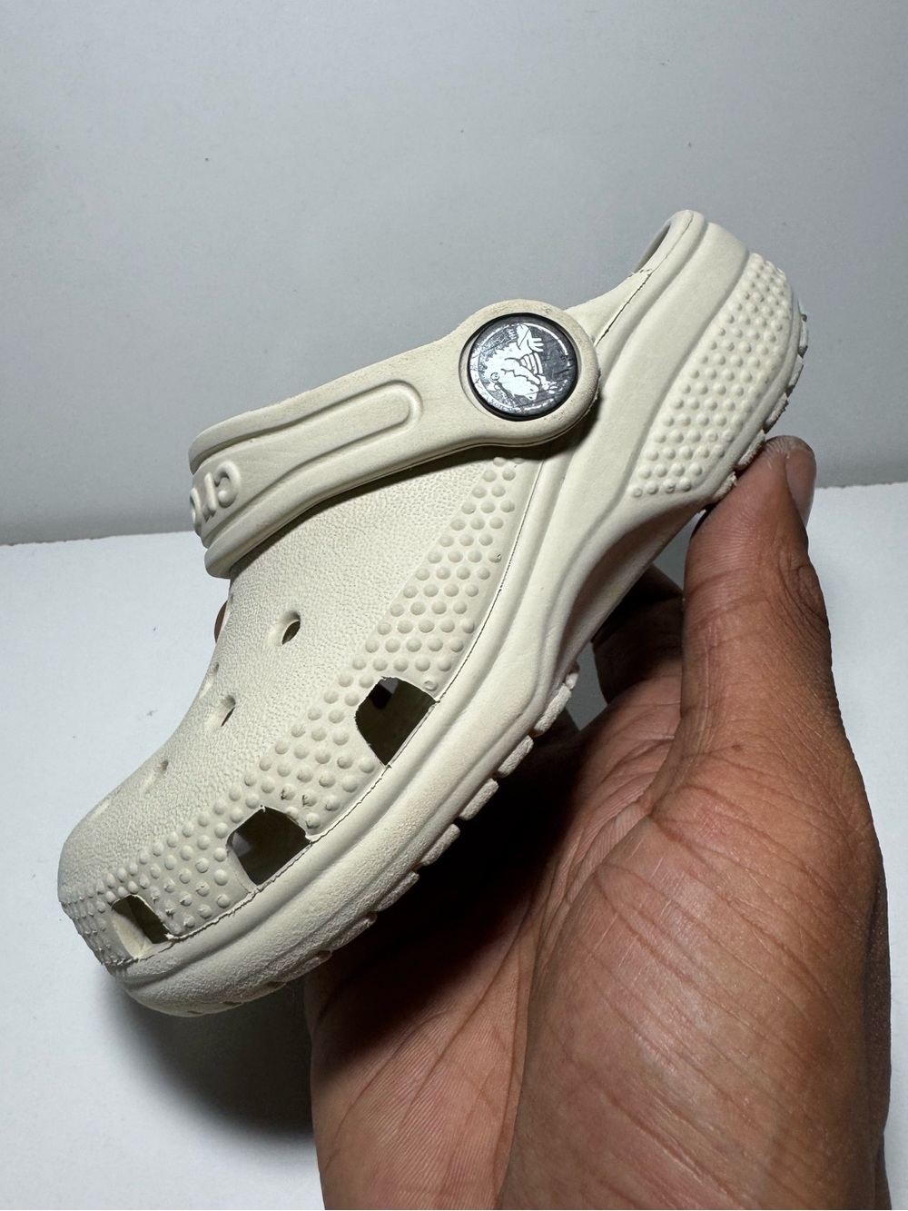 CROCS Classic Slip-On Clog Sandals “Cream” Little Kids Size 7